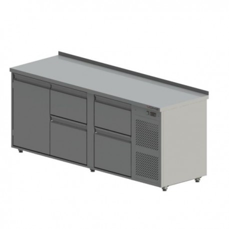 Chladiaci pult na nápoje 